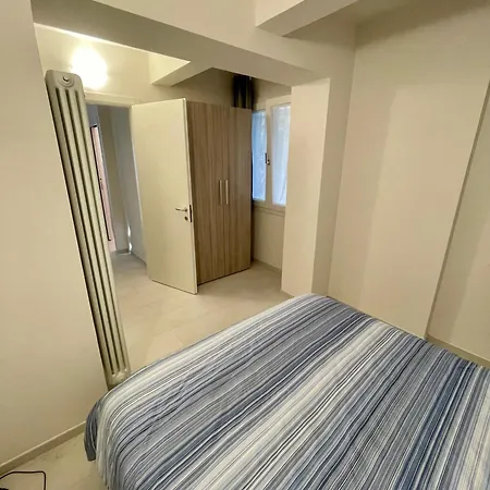 Anita's House-abitazione A Pochi Passi Dal Centro Πέζαρο