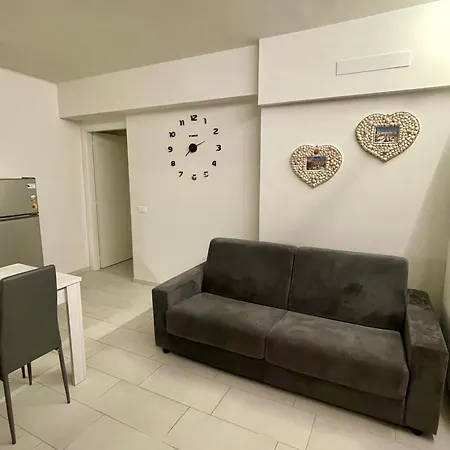 Anita's House-abitazione A Pochi Passi Dal Centro Appartamento